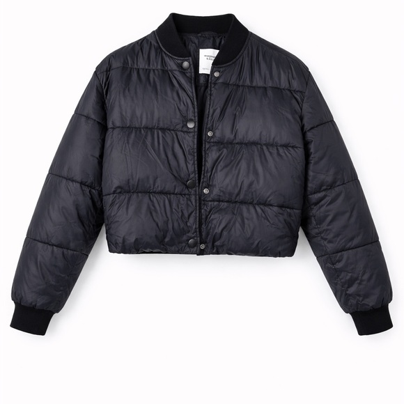 Abercrombie & Fitch Jackets & Blazers - Abercrombie & Fitch Black Cropped Puffer Jacket – Women’s Small